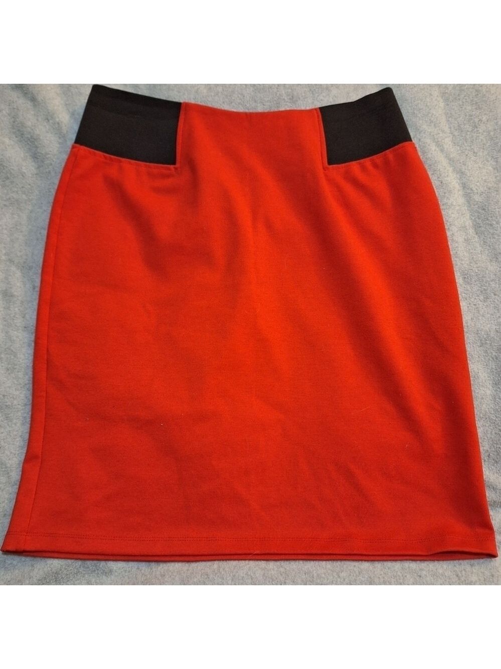 NYCC Red Black Skirt Size 12